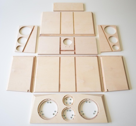 Illuminator-Center 01